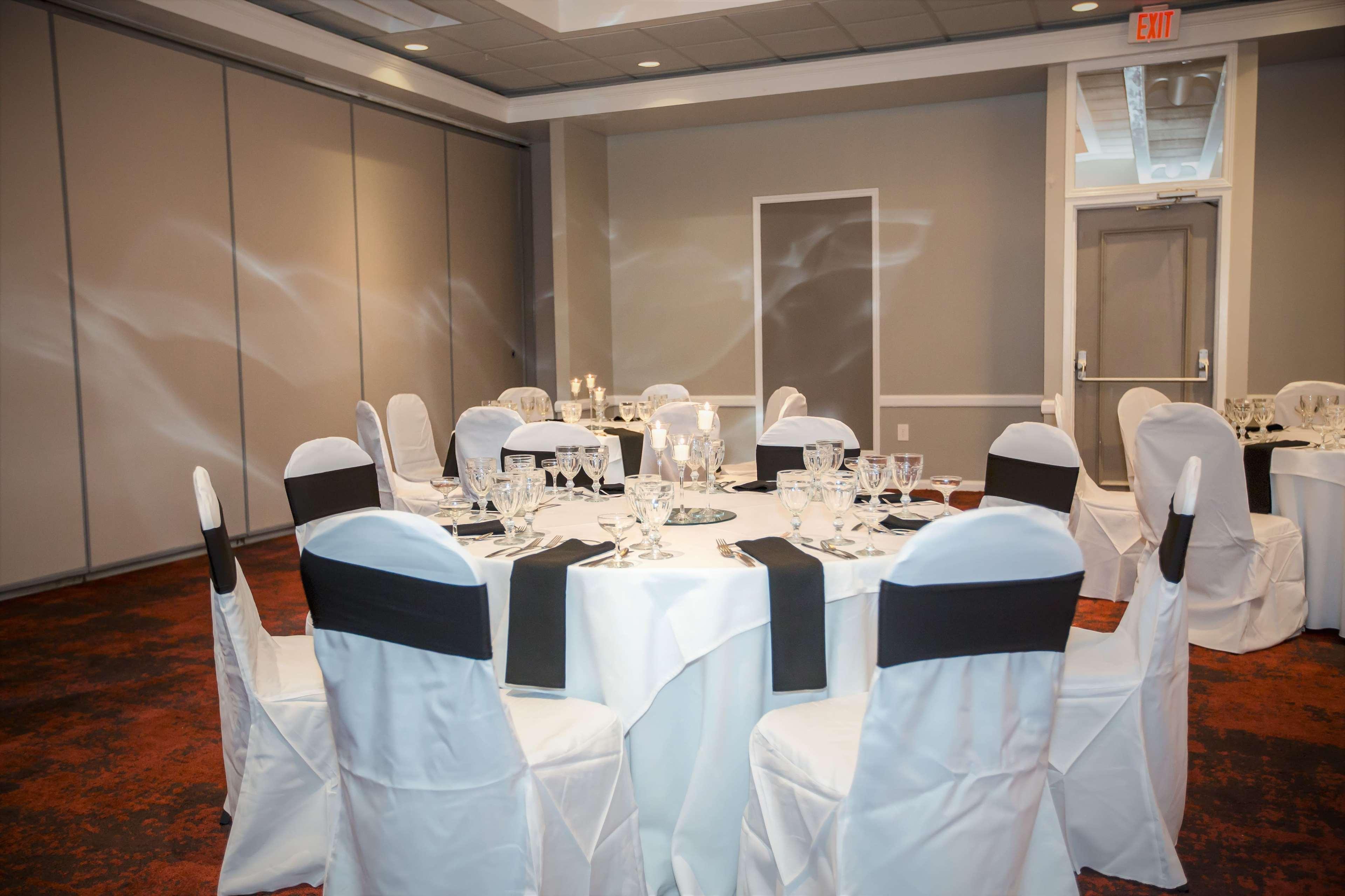 Ramada By Wyndham Jacksonville Hotel & Conference Center Luaran gambar