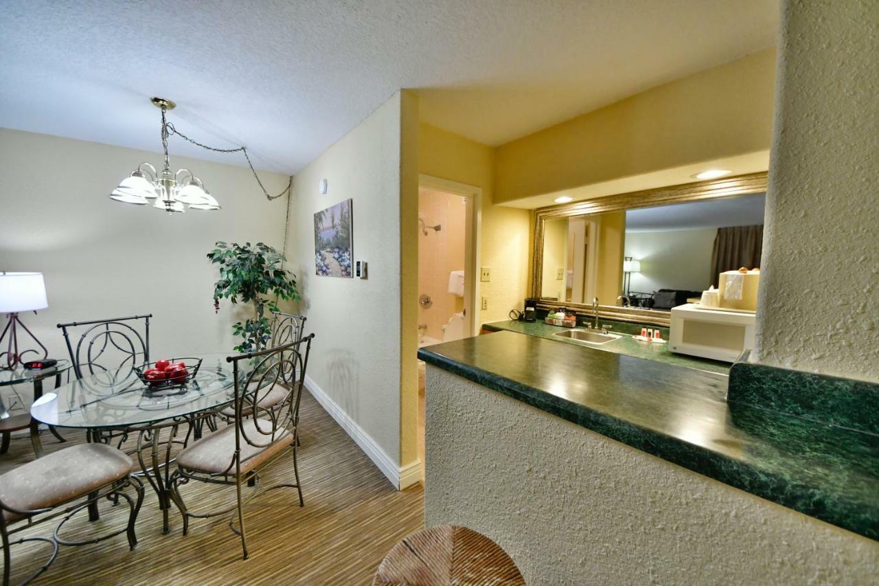 Ramada By Wyndham Jacksonville Hotel & Conference Center Luaran gambar