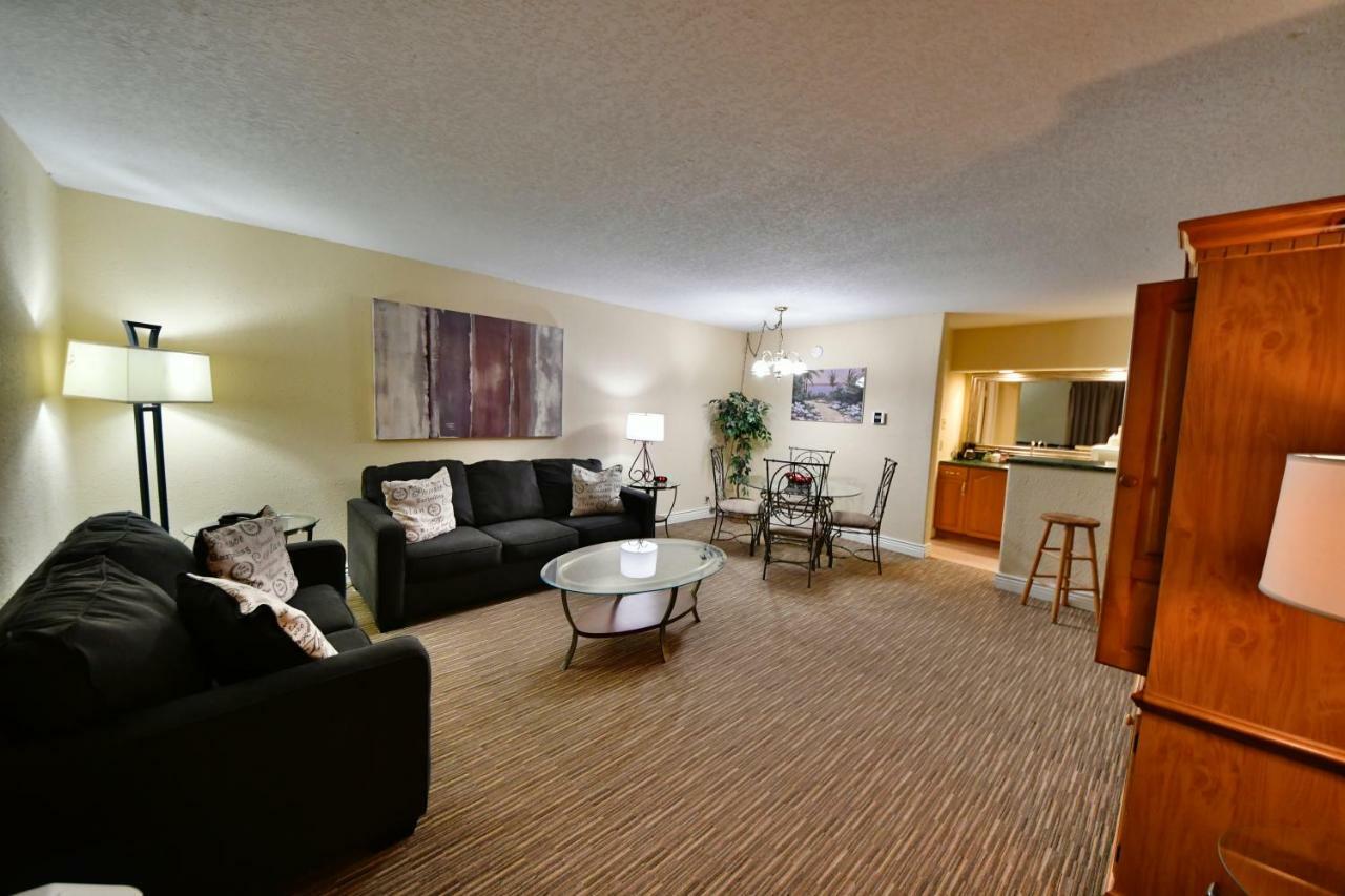Ramada By Wyndham Jacksonville Hotel & Conference Center Luaran gambar