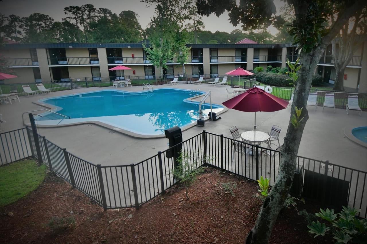 Ramada By Wyndham Jacksonville Hotel & Conference Center Luaran gambar